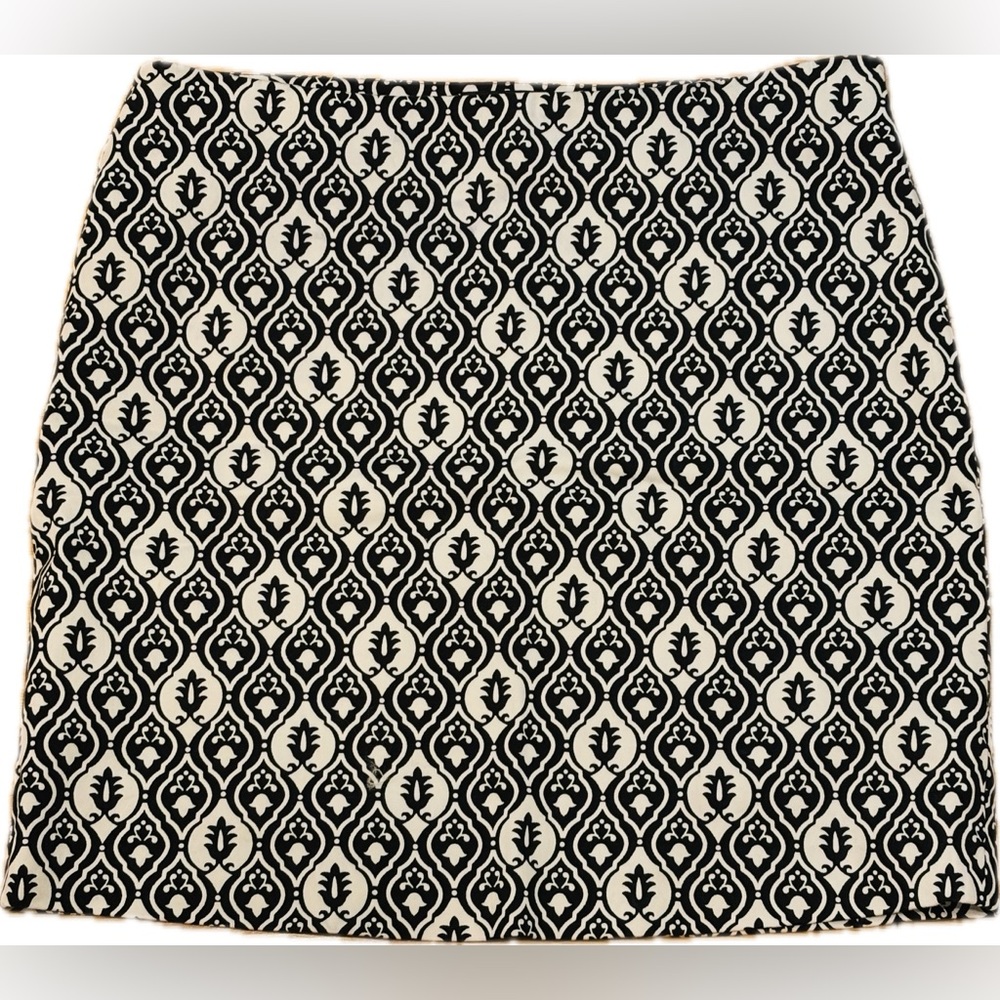 INC International Concepts Black and White Patterned Pencil Skirt
